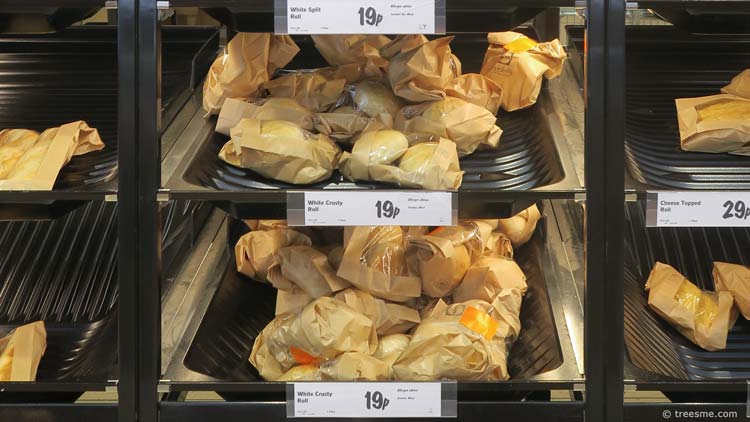 Lidl's - All the Self Service Bread Rolls Now Sealed in Packs of 5 to Stop Contamination